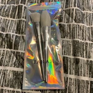 Farah Makeup Brush Set of 2 Contouring Brush Brand New Never Opened